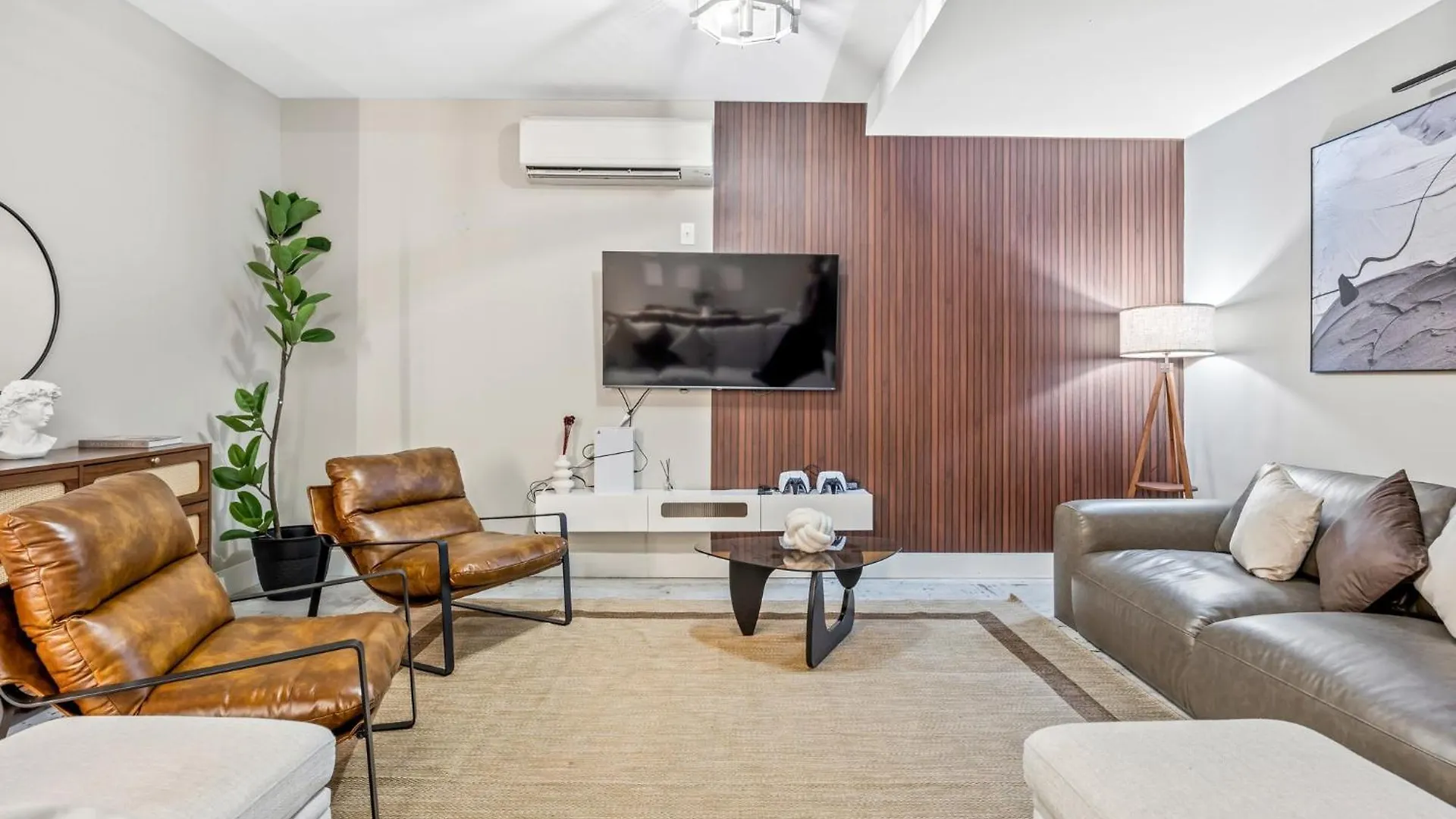Mid-Century Stay 5Br And 5 Baths W Ps5 & Laundry New York