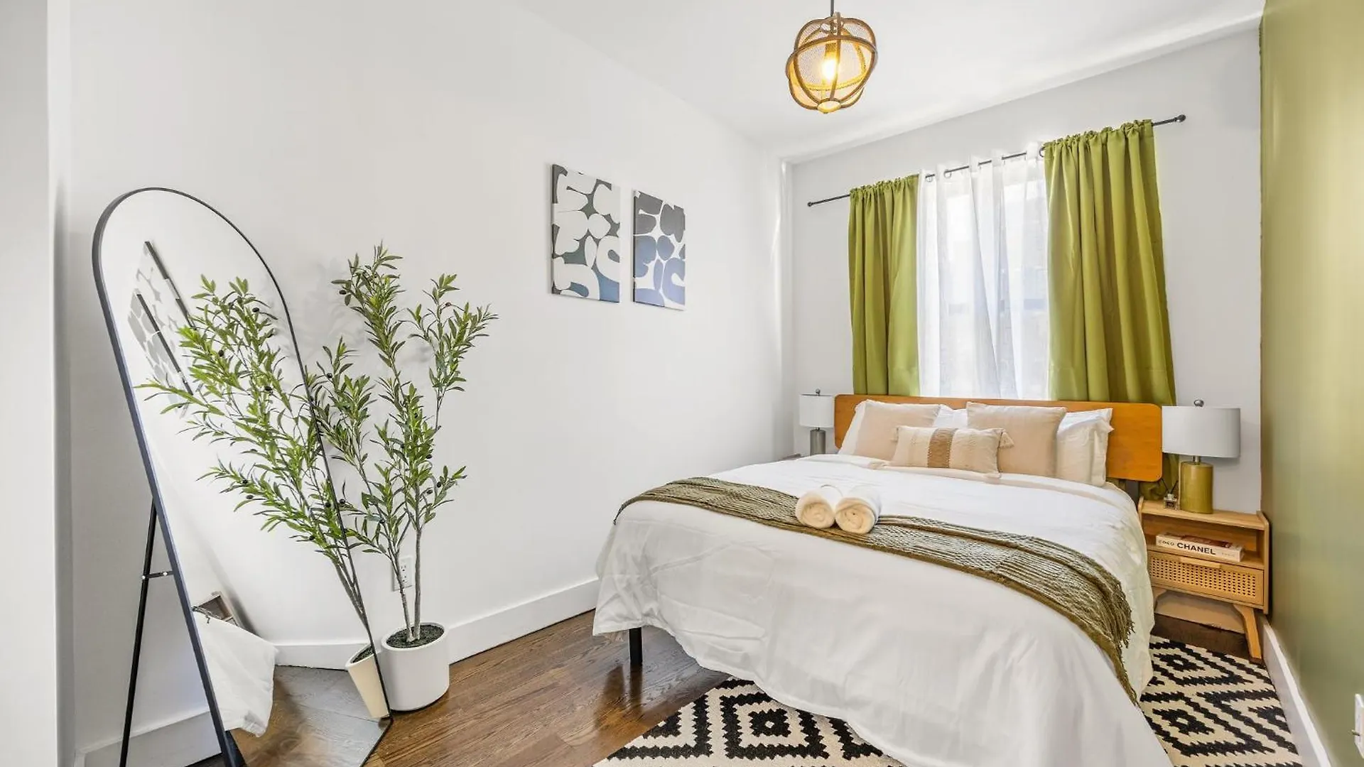 Mid-Century Stay 5Br And 5 Baths W Ps5 & Laundry New York Apartment