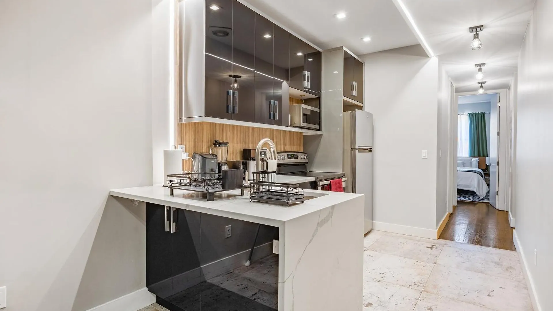 Apartment Mid-Century Stay 5Br And 5 Baths W Ps5 & Laundry New York United States