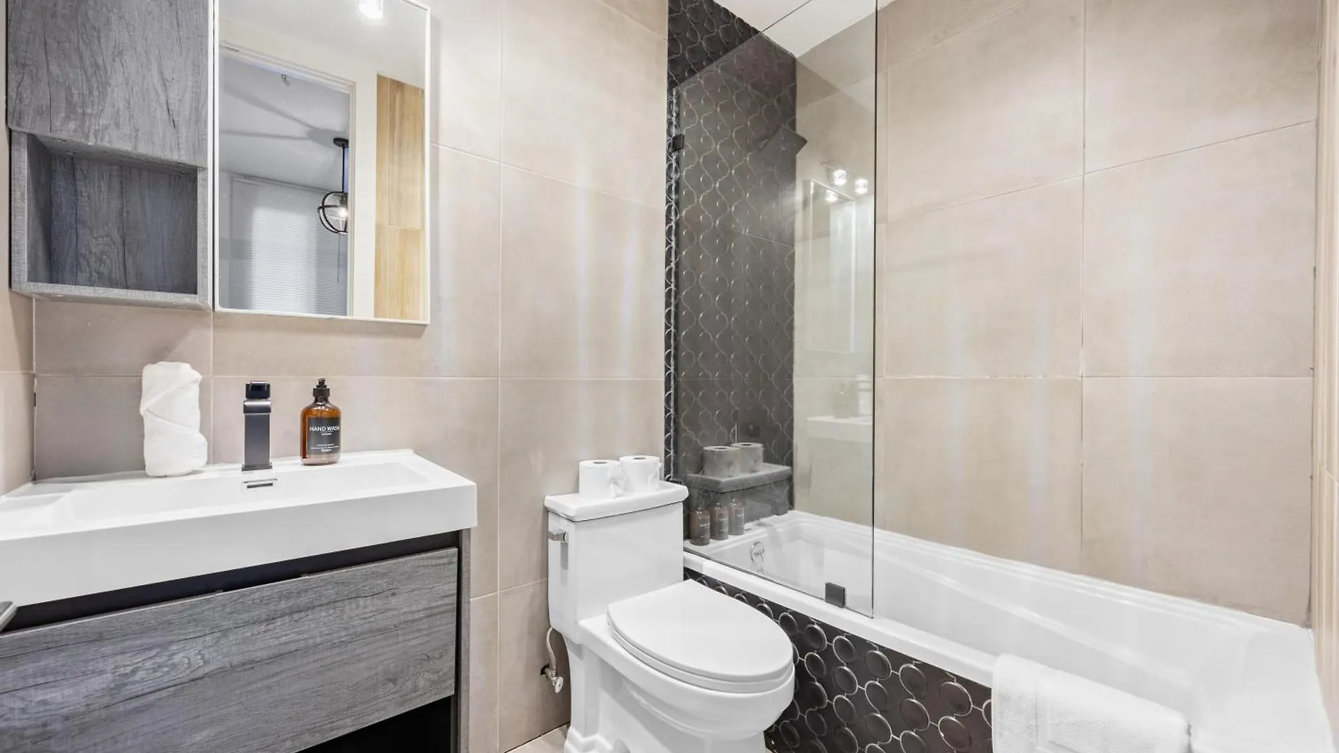 Lägenhet Mid-Century Stay 5Br And 5 Baths W Ps5 & Laundry New York